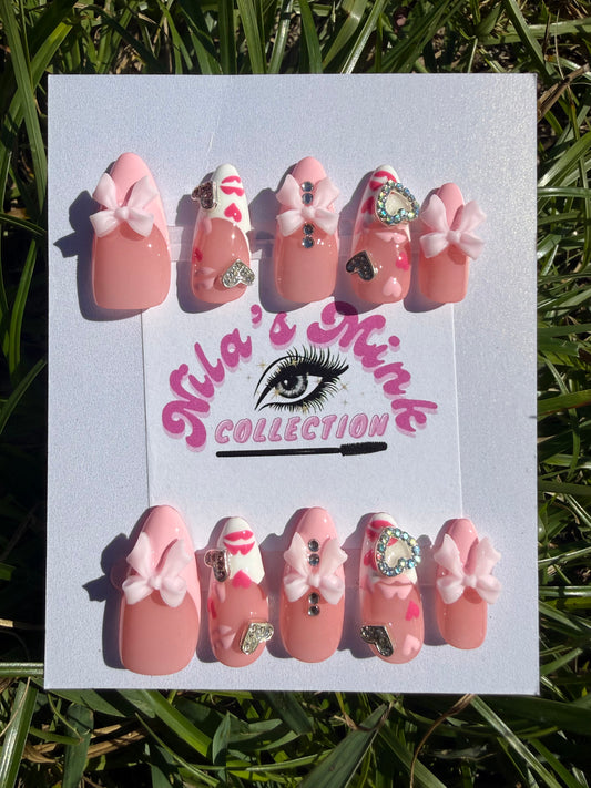 VALENTINE’S DAY PRESS-ON NAILS BOX (7styles)